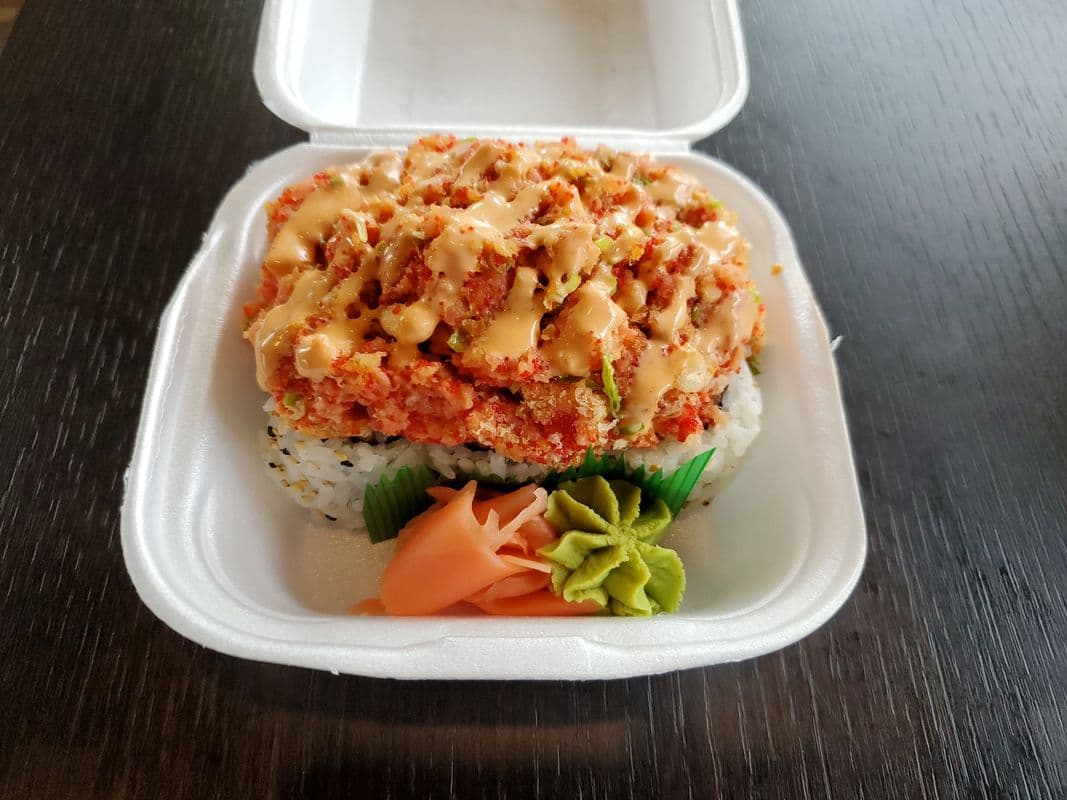 134. Volcano Roll (6 pcs)