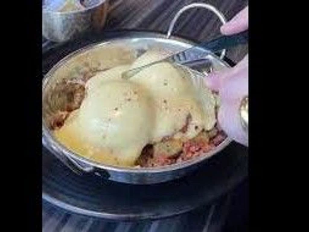 BREAKFAST POUTINE
