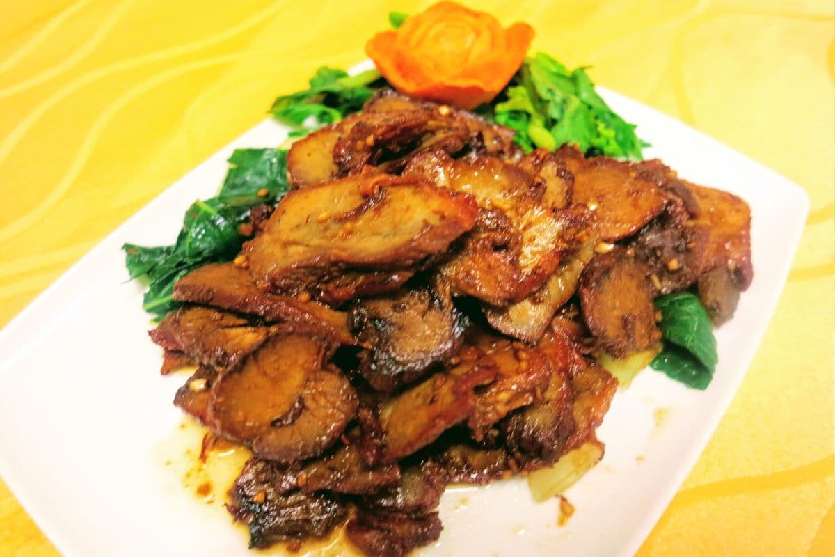 Serving Roast Pork