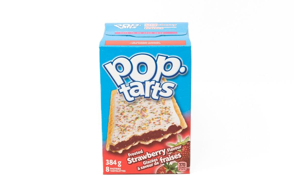 Pop tarts glacees a saveur de fraise / Frosted Strawberry 384 g