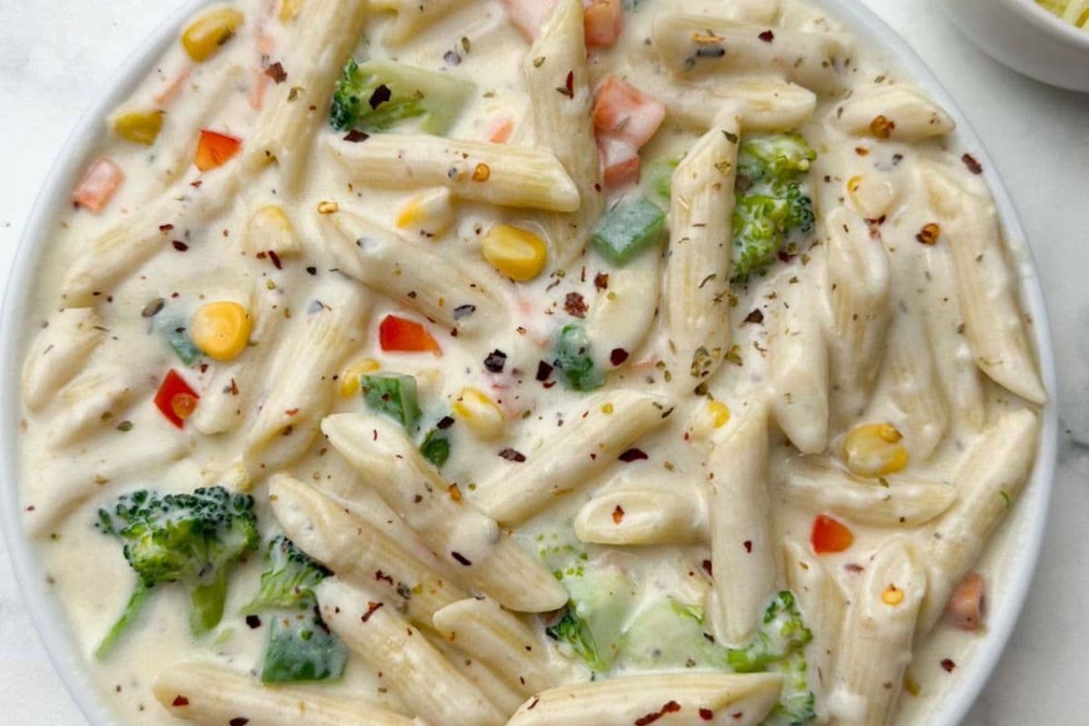 White Sauce Pasta