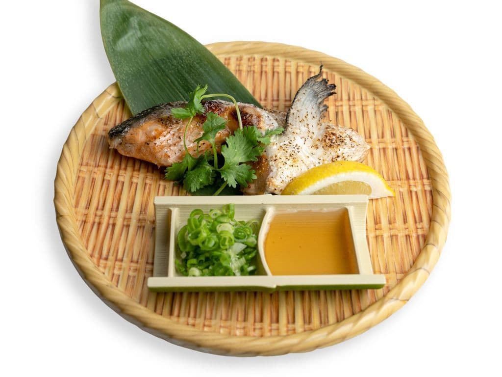 Grilled Salmon Kama ( Fish Collar)