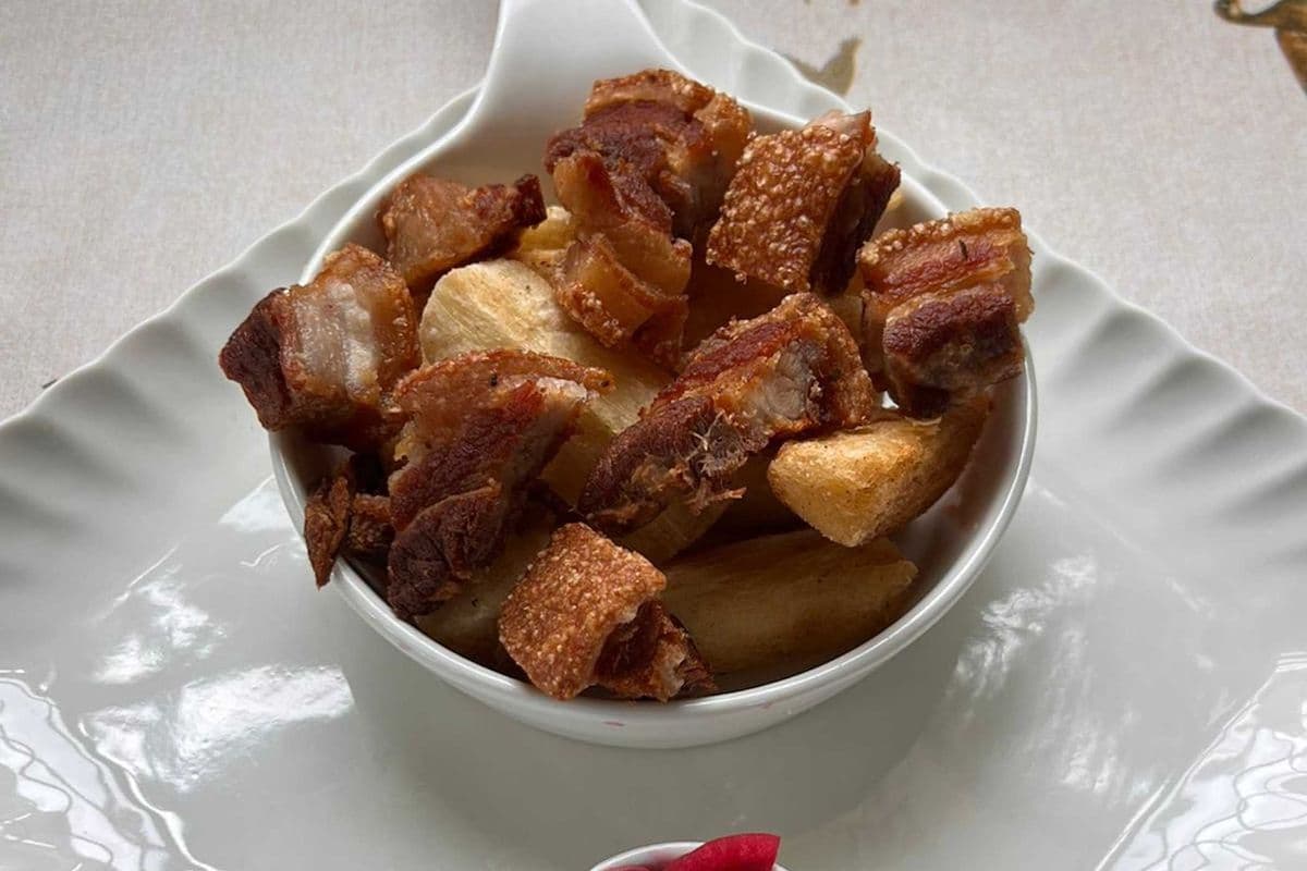 Yuca con Chicharron