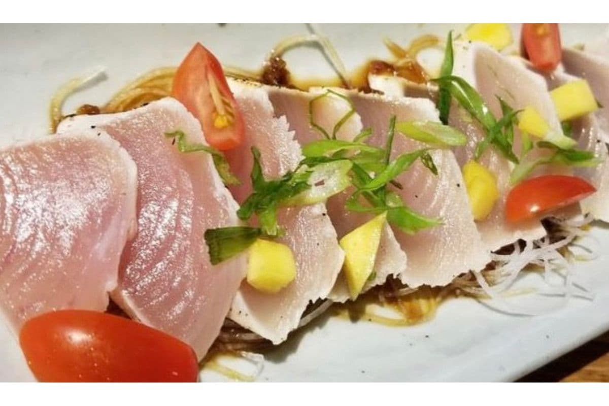 Seared Tuna Tataki