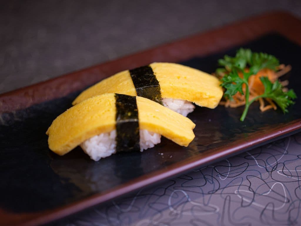 Egg (Tamago) Sushi (2pcs)
