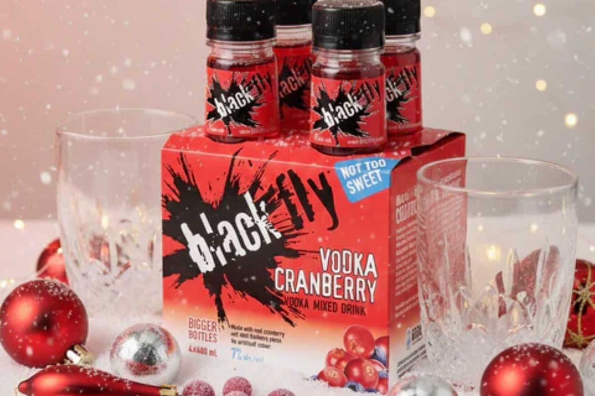 Black Fly Vodka Cranberry (4 Pack) (4 x 400ML)