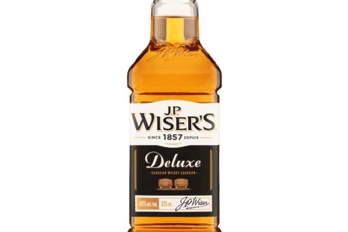 Wiser's deluxe (1 x 375ml)