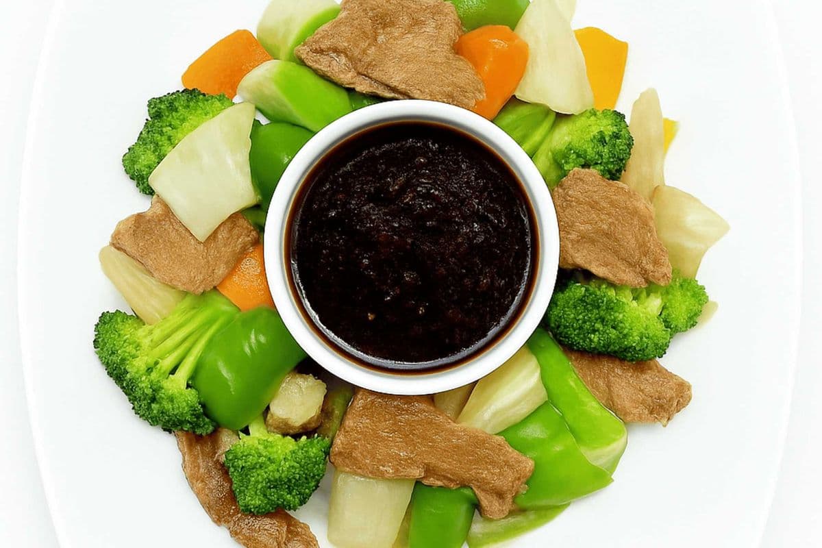 Steamed Beef with Mixed Vegetable 水煮牛肉什锦蔬菜
