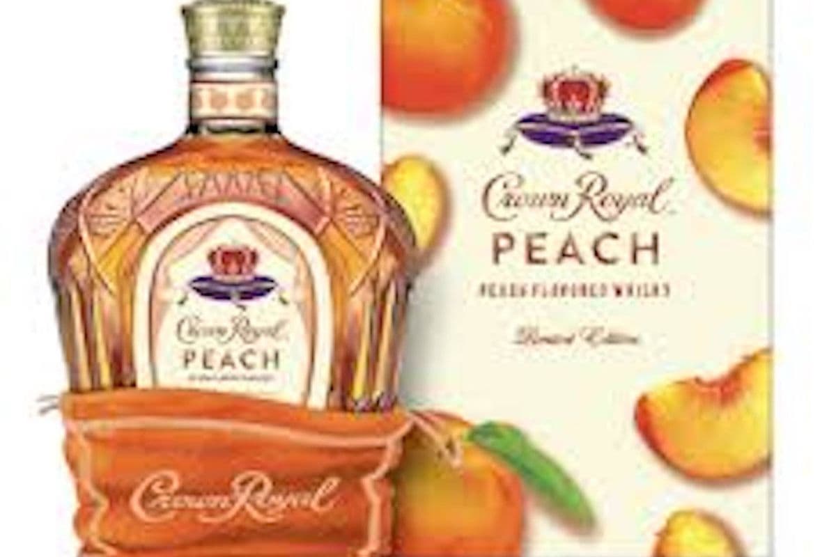 CROWN ROYAL PEACH 750ML (1 x 750ML)