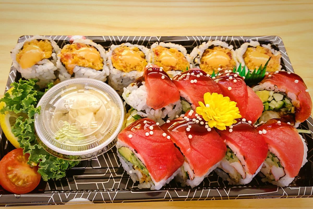 Red Dragon – Spicy Tuna (14 pcs)