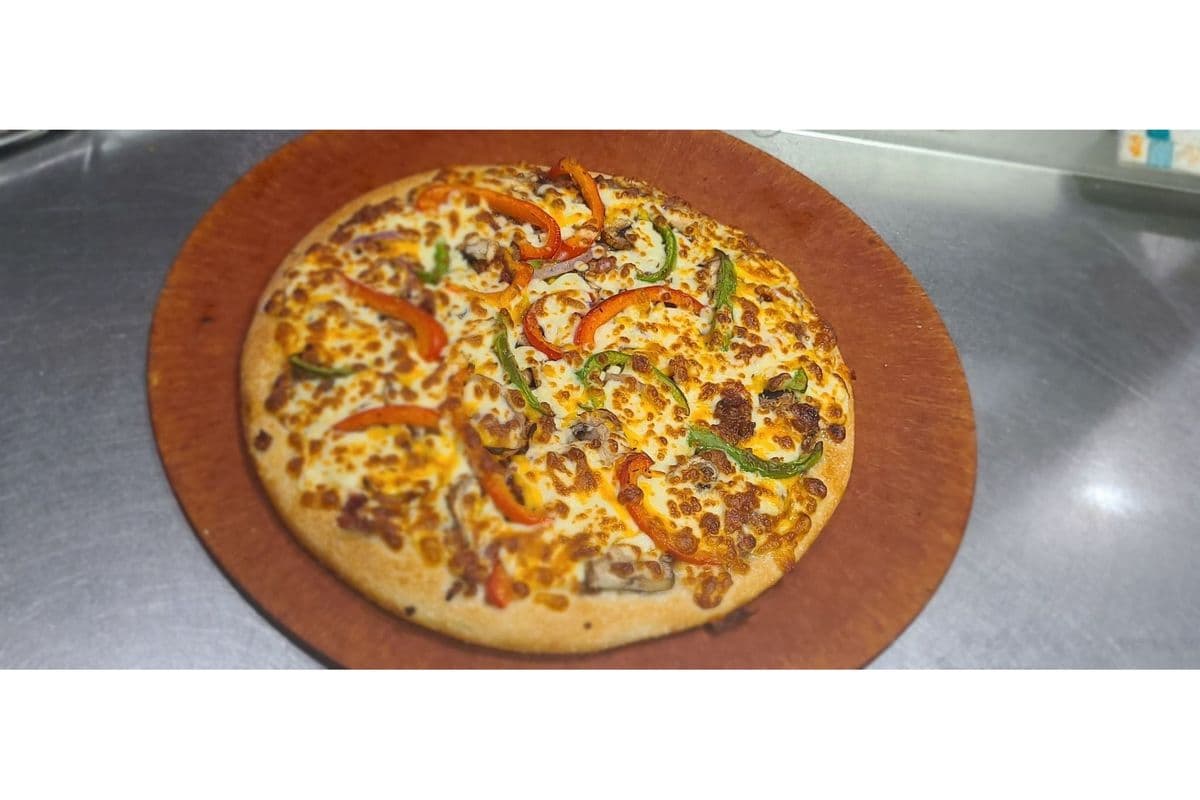 12" Bourbon Bacon Burger Pizza