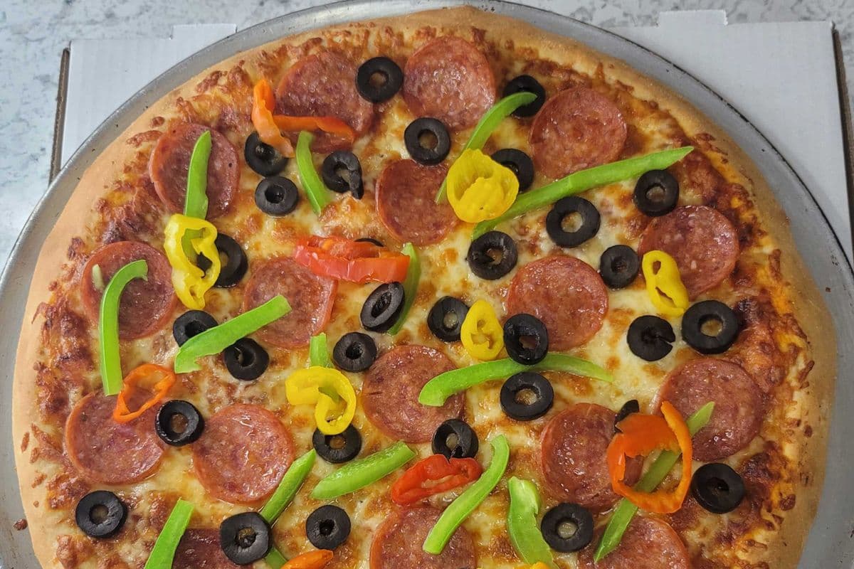 Petite pizza Italienne / Small Italian Pizza