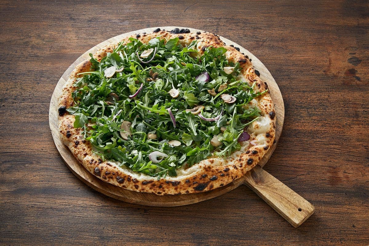 18" Extra Large Arugula Alfredo Pizza
