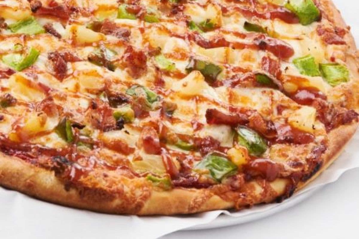 9" Small BBQ Chicken Combo Pizza