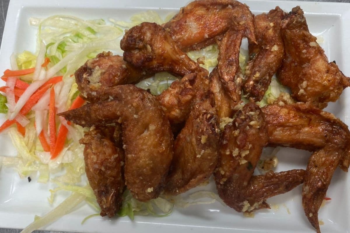 A3. Garlic Butter Chicken Wings - Canh Ga