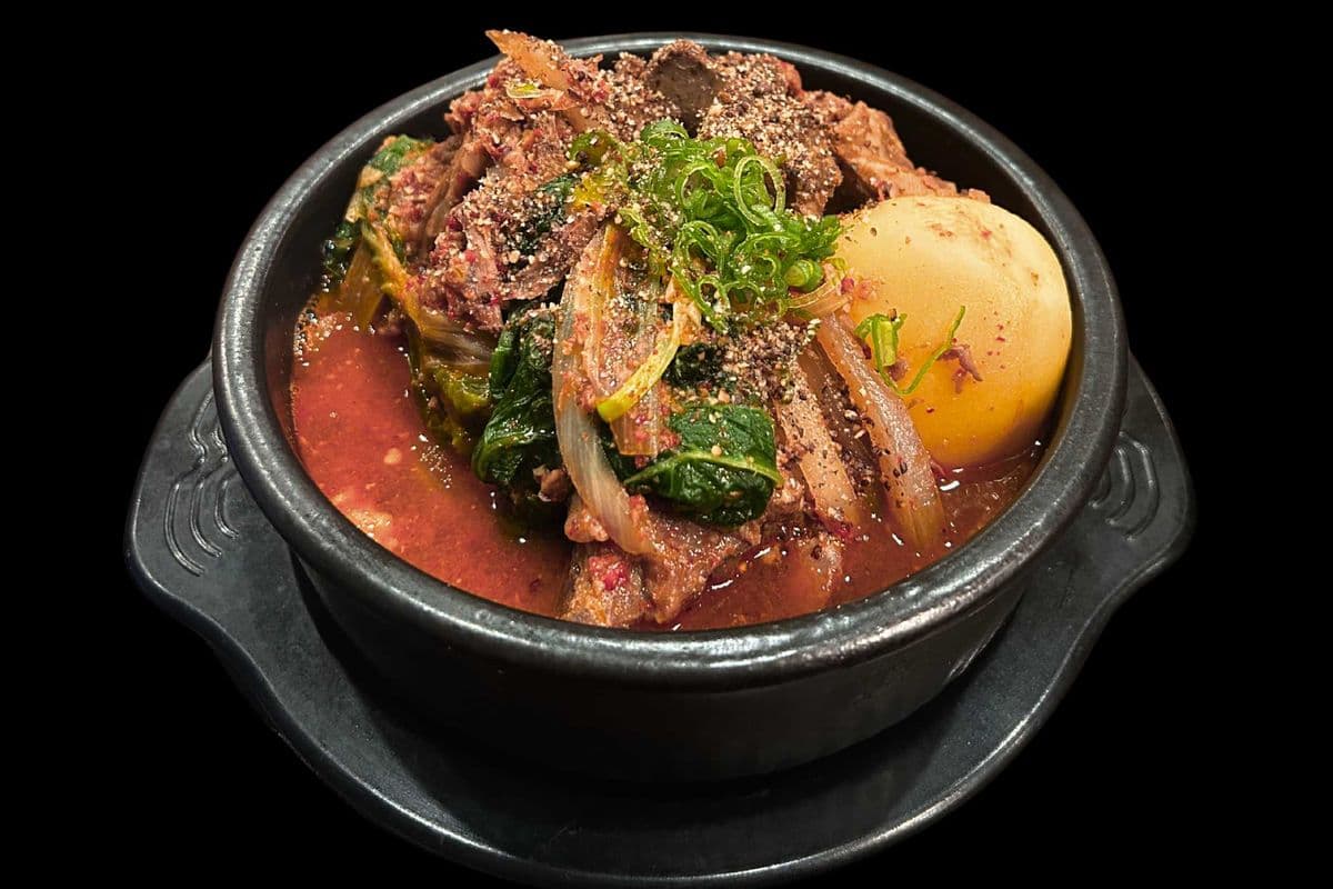 K03. PORK BONE SOUP WITH RICE