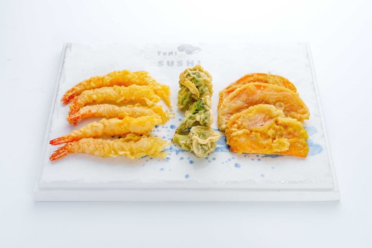 Tempura (5 pcs Shrimp and 6 pcs Vegetable)