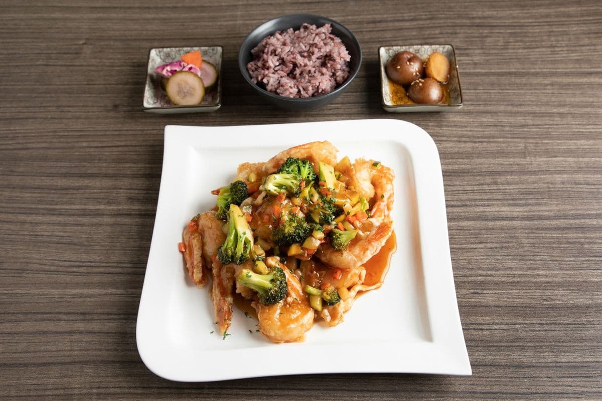 Deep-Fried Shrimp (with Rice)