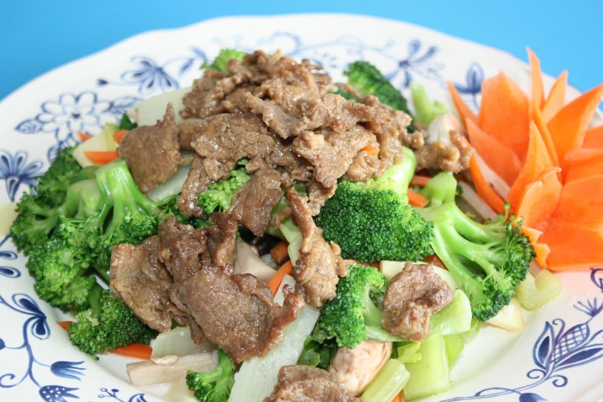 Steamed Beef with Mixed Vegetables
