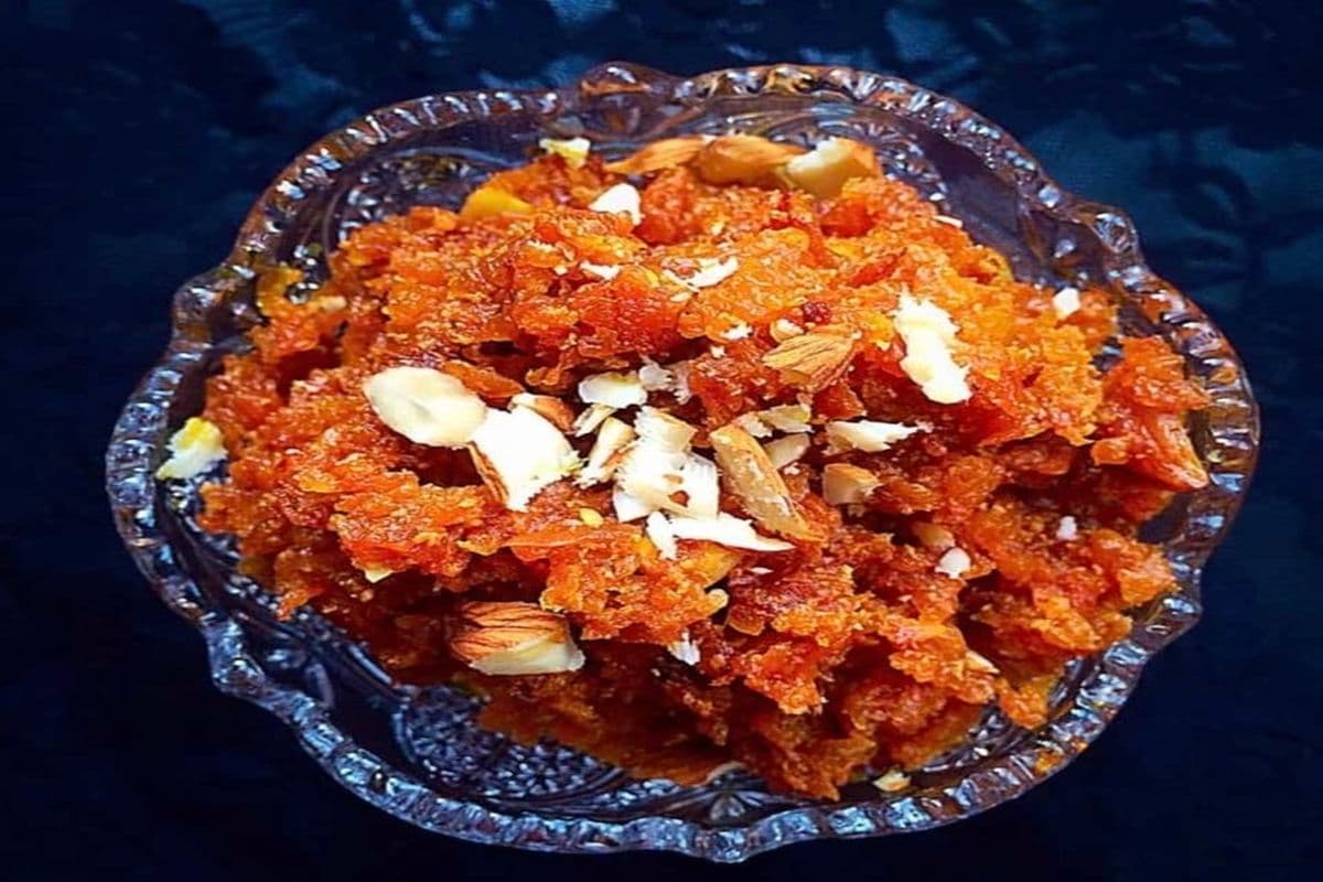 Gajar Halwa (Carrot Pudding)