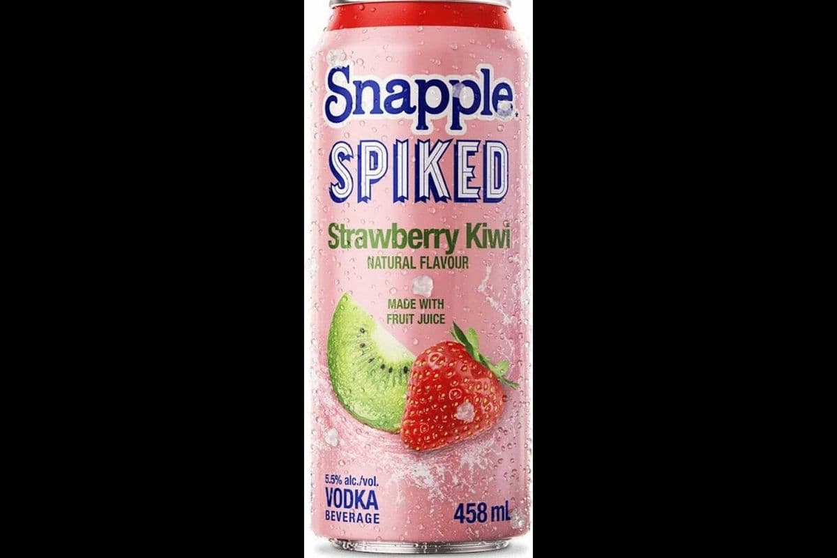 SNAPPLE SPIKED STRAWBERRY KIWI (1 x 458ML CAN) (1 x 458ML)
