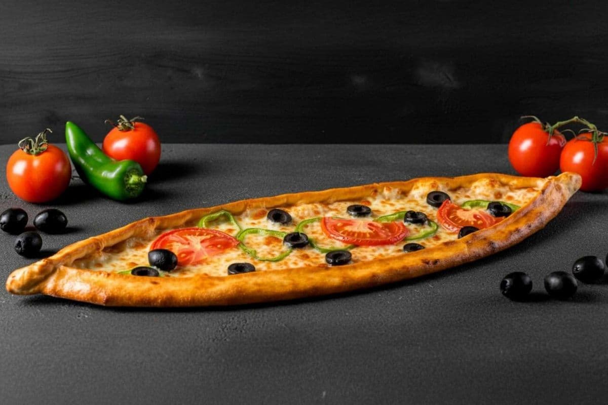 Veggie pizza Pide