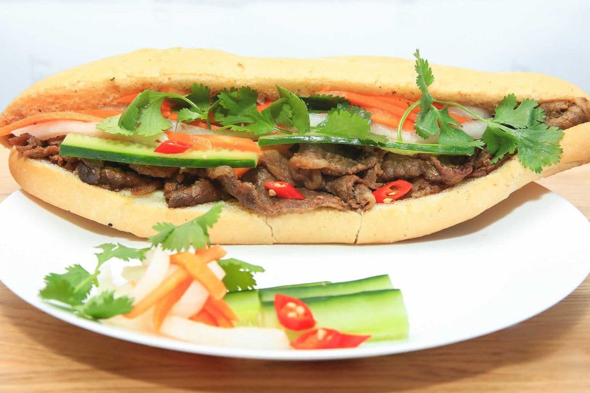 6. Grilled Beef Sandwich - Bành Mì Thịt Bò