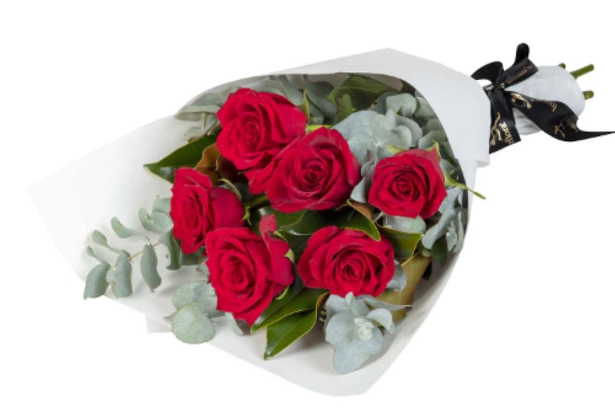 Red Roses Bouquet - 6 Stems