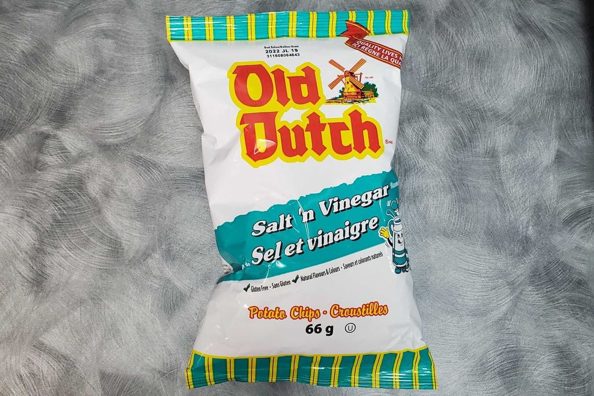 Old Dutch Salt 'n Vinegar (66g)