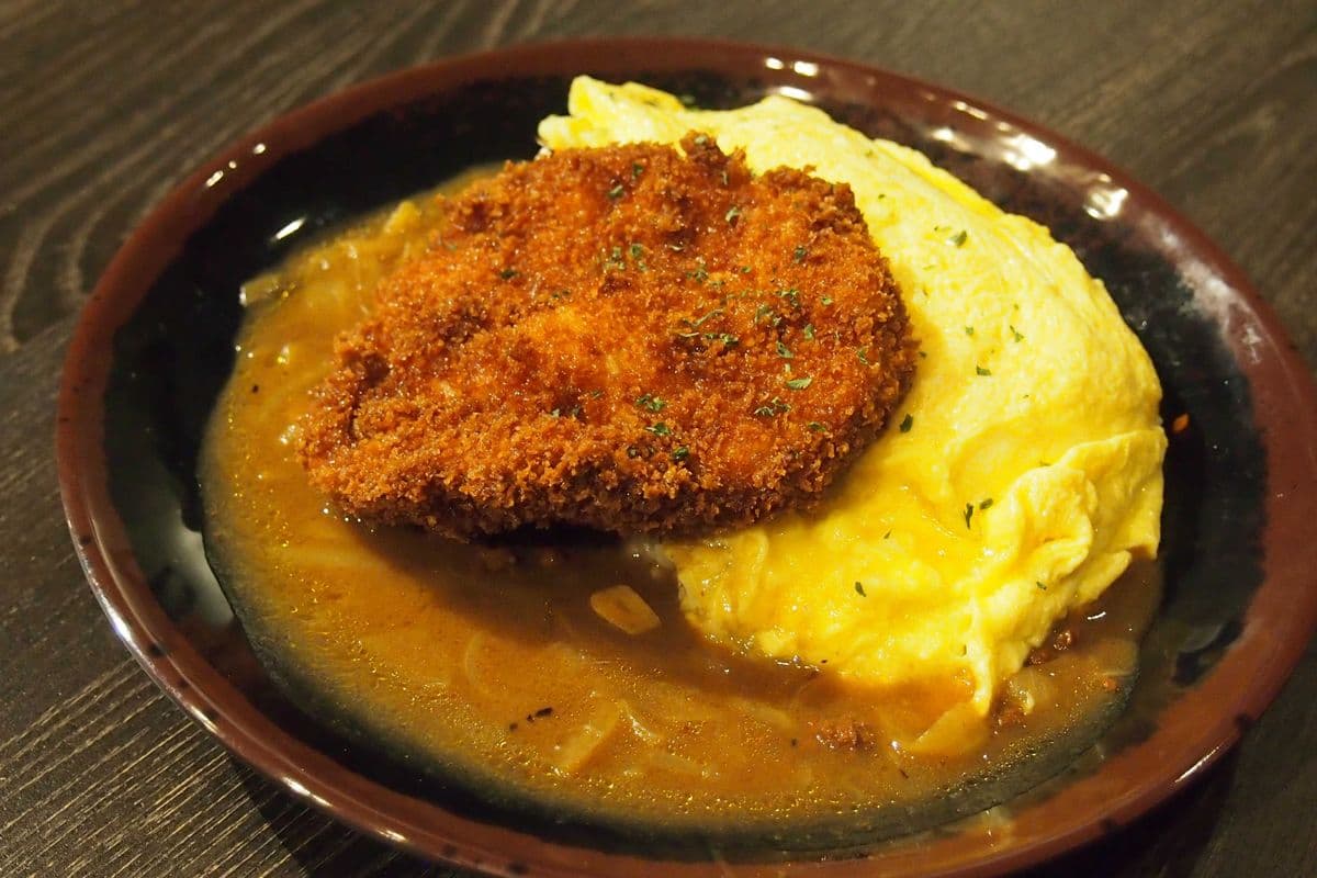 Chickenless Katsu Curry Omurice