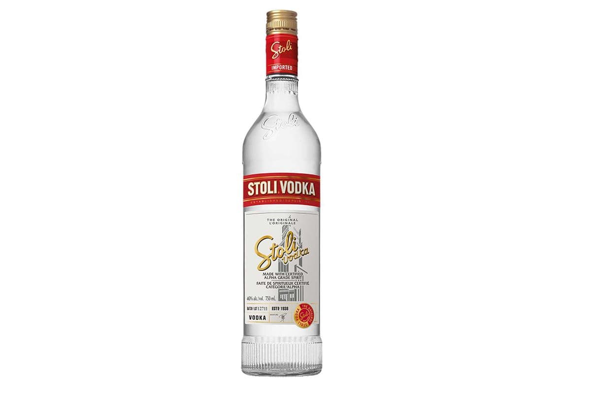 Stoli 750ml (1 x 750ml)