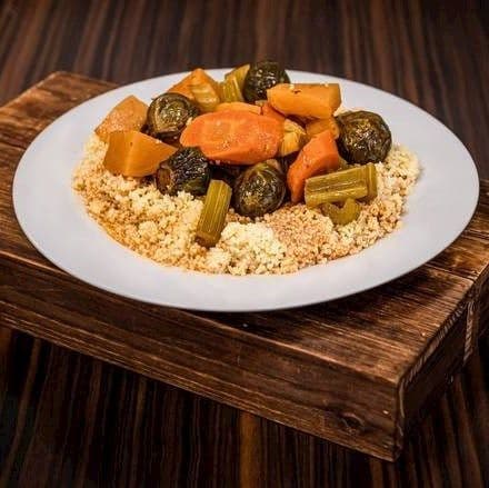 Plat de couscous / Couscous Dish