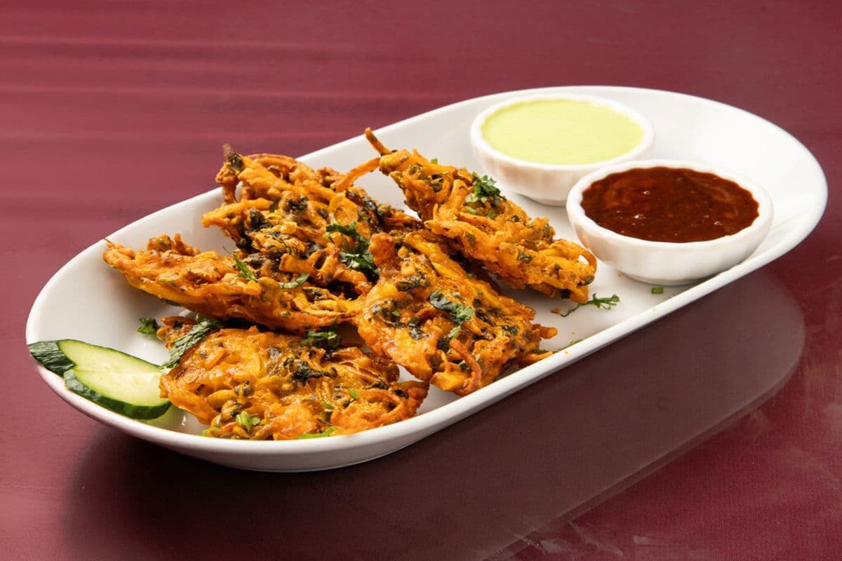 Veg Pakora (6 pcs)