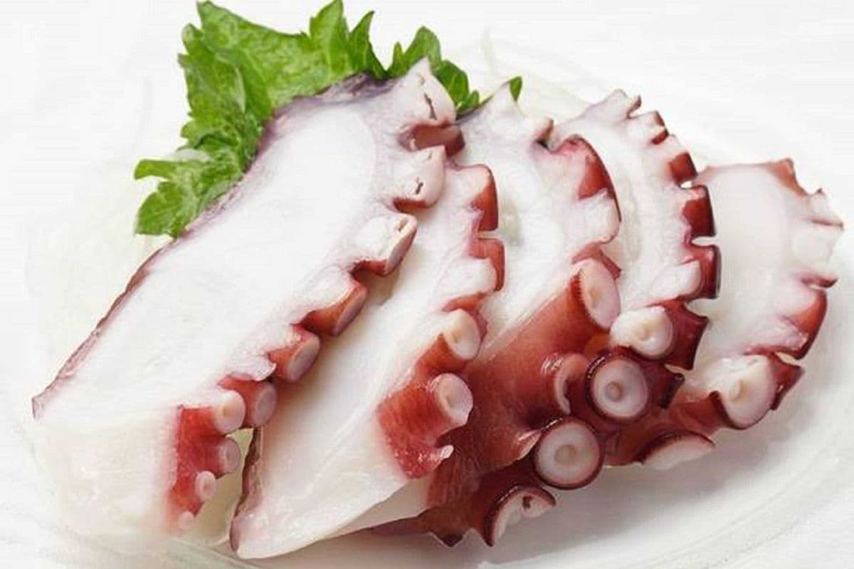 Octopus Sashimi (3pcs)