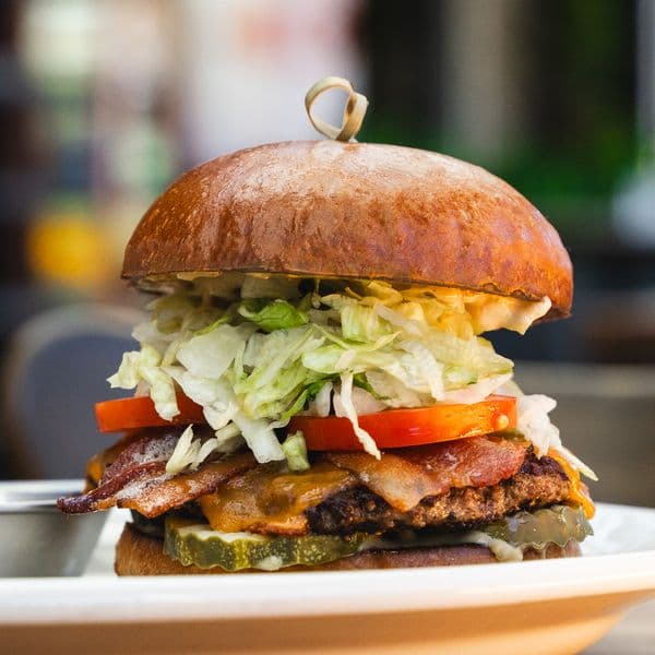 GLUTEN FRIENDLY TRADITIONAL PUB BURGER
