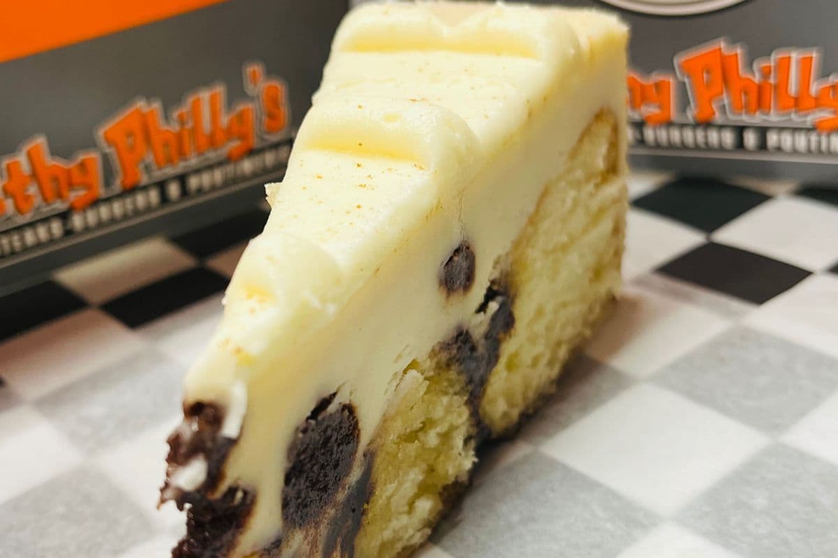 Cinnamon Bun Cheesecake