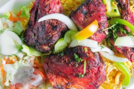 Poulet tandouri (avec os) avec riz aux légumes