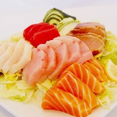 Deluxe Sashimi (18 pcs)