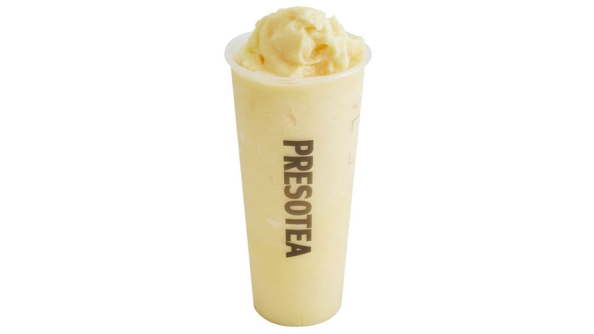 Fresh Pineapple Coconut Slush / Frappé glacé coco-ananas