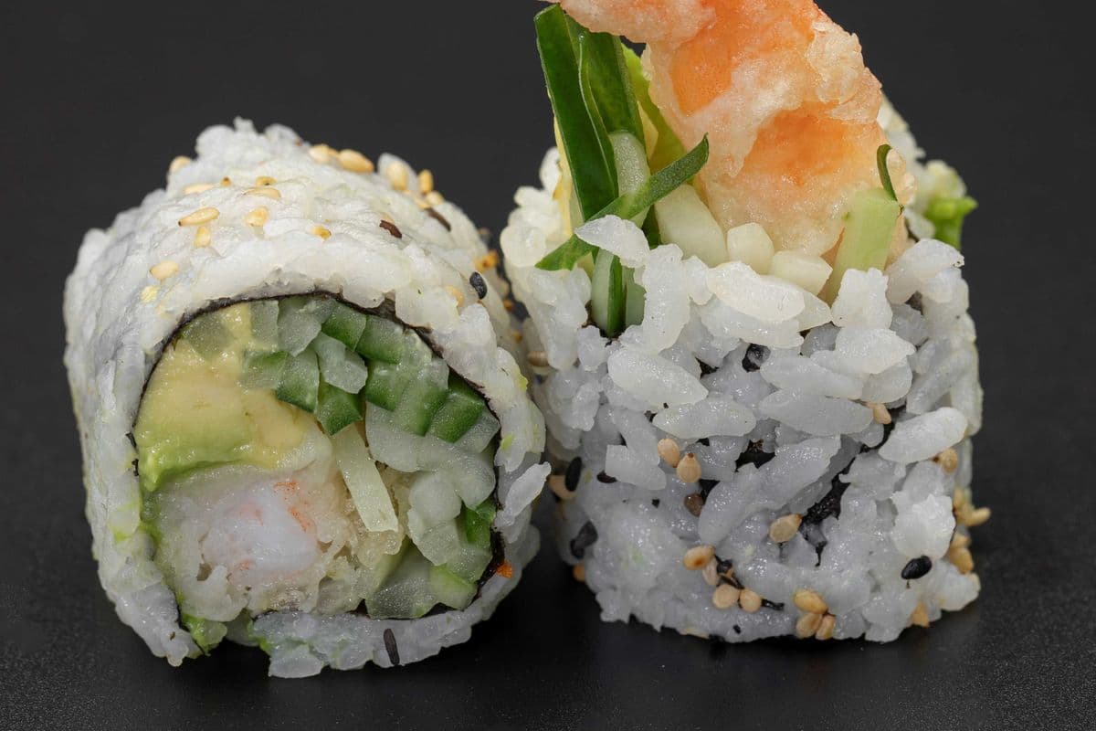 138. Shrimp Tempura Roll (6 pcs)