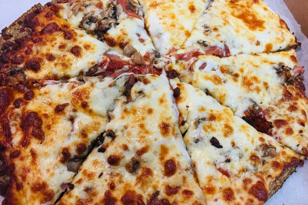 Cauliflower Crust Pizza (Gluten Free - 10")