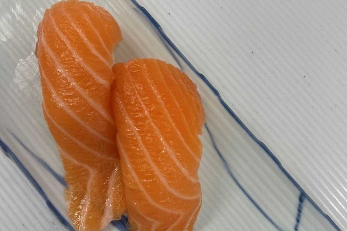 Sushi (2 Pcs)