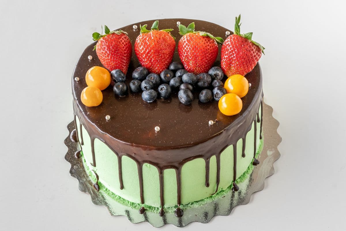 Fresh Fruit Cake