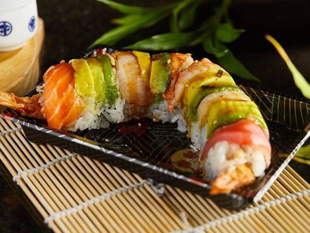 S10. Rainbow Dragon Roll