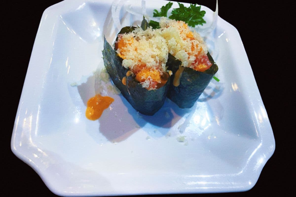 Spicy Salmon Sushi (2 pc)
