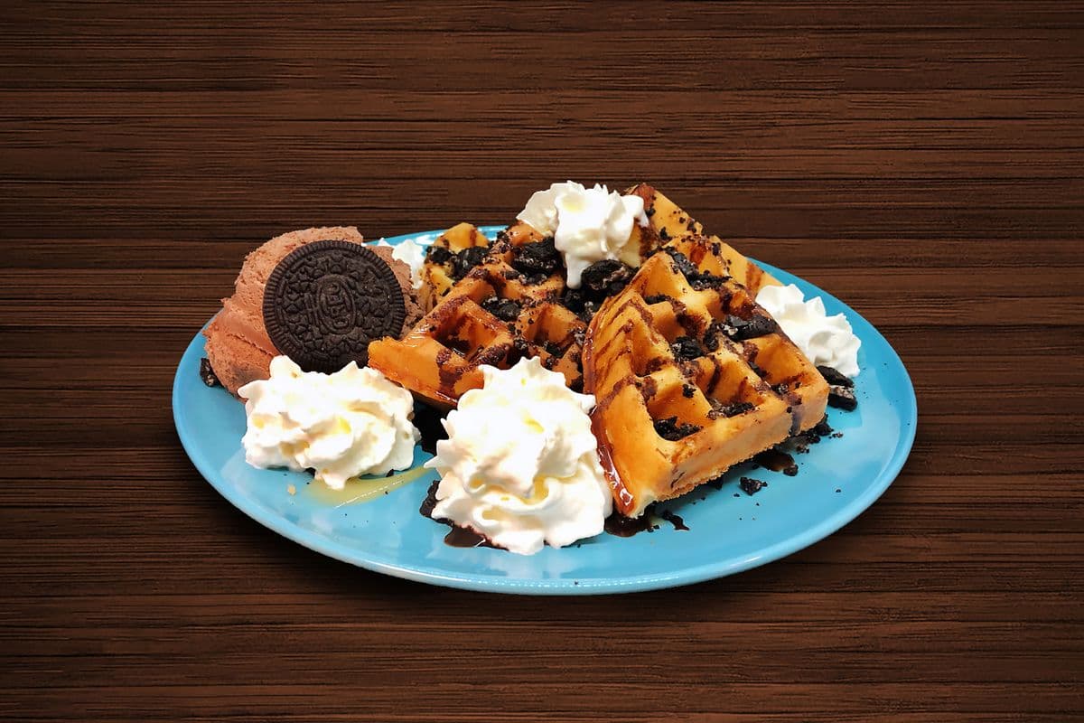 Oreo Waffle (with whipped cream)