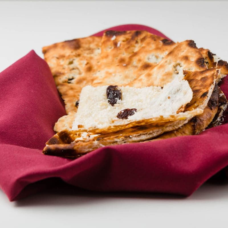 Pashwari Naan (Sweet Naan)