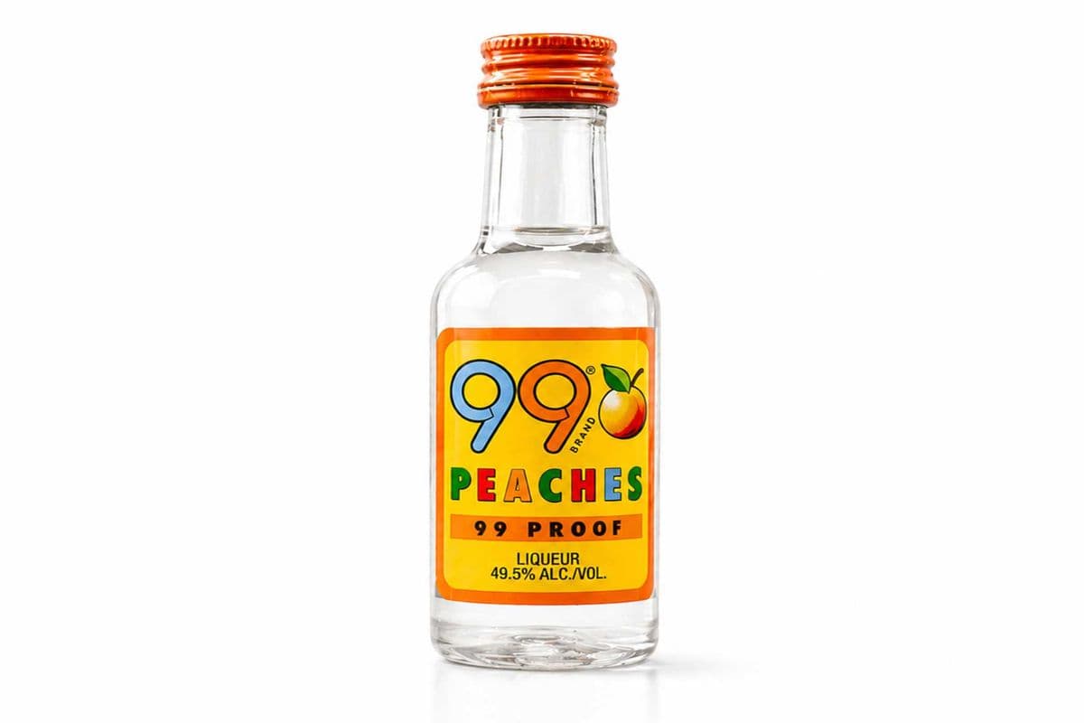 99 Peaches Strong Schnapps 50ml (1 x 50ml)