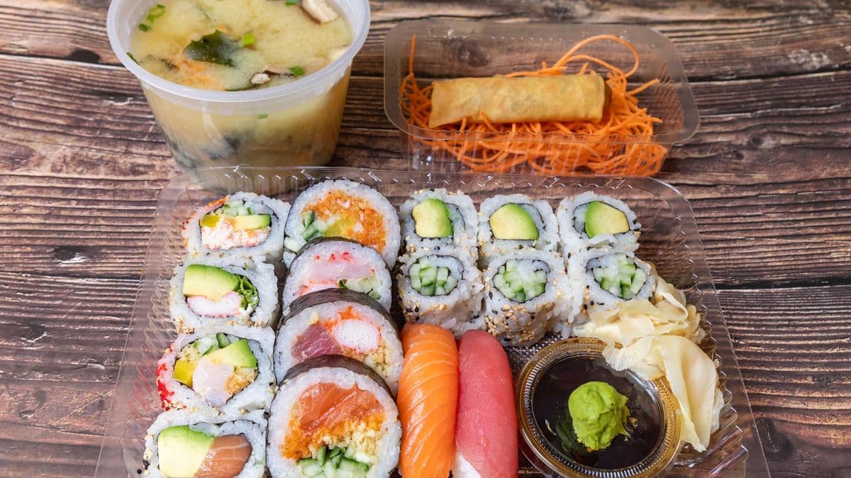 Boîte à Lunch Sushi 16 mcx / Lunch Box Sushi 16 pcs