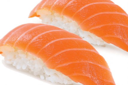 132. Salmon Nigiri (1 pc)